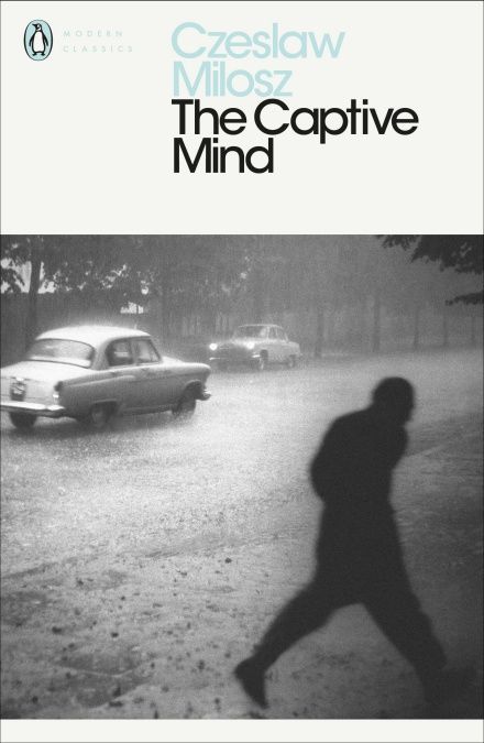 The Captive Mind Penguin Modern Classics, Unread Books, Penguin Classics, Inspirational Books To Read, Cool Books, Literature Books, Penguin Books, Book Cover Art, Amazon Book Store