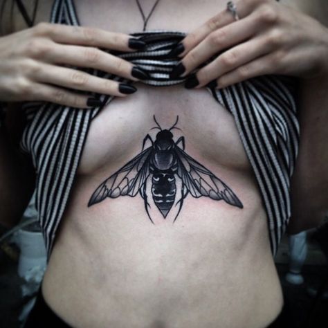 Bug tattoo Hand Hart, Torso Tattoos, Bug Tattoo, Insect Tattoo, Moth Tattoo, Sternum Tattoo, B Tattoo, Modern Tattoos, Simplistic Tattoos