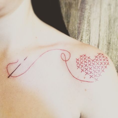 Tattoo Collar Bone, Cross Stitch Tattoo, Small Symbol Tattoos, Bone Tattoo, Stitch Tattoo, Tattoo Shoulder, Polynesian Tattoo Designs, Red Rose Tattoo, Bone Tattoos