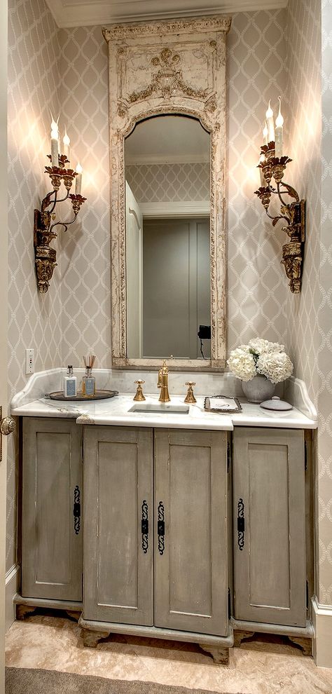 french French Country Powder Room, French Country Decorating Bathroom, Country Bathroom Designs, Country Style Bathrooms, Country Bathroom Decor, French Bathroom, French Country Bathroom, French Country Bedrooms, Bad Inspiration