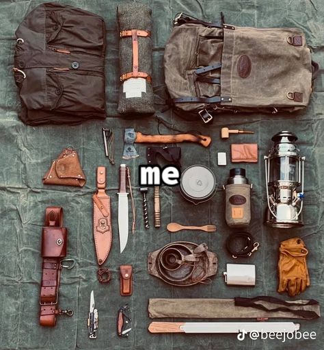 Miejski Survival, Elf Kostüm, Supraviețuire Camping, Bushcraft Kit, العصور الوسطى, Apocalypse Aesthetic, Bushcraft Gear, Apocalypse Survival, Bushcraft Camping