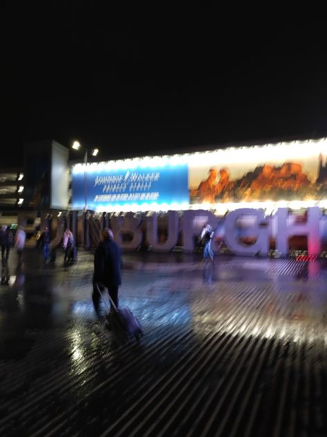 Sfo Airport Aesthetic, Manchester Airport Aesthetic, Dark Airport Aesthetic, Edinburgh Scotland Aesthetic Rain, Edinburgh Airport, Plane Window, Airport Aesthetic, Scotland Travel, Edinburgh