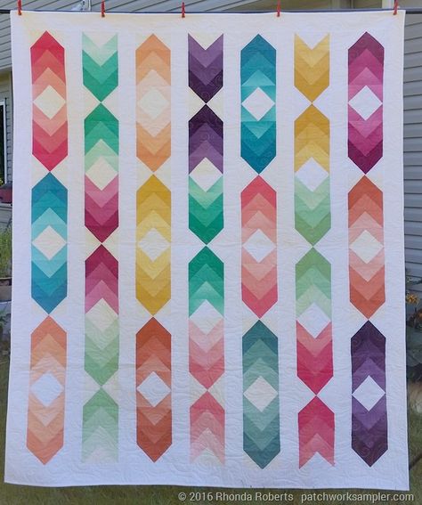 Ombre Quilts, Braid Quilts, Disappearing Blocks, Braid Quilt, Ombre Fabric, Quilt Modern, Quilts Patterns, Rainbow Quilt, Quilt Projects