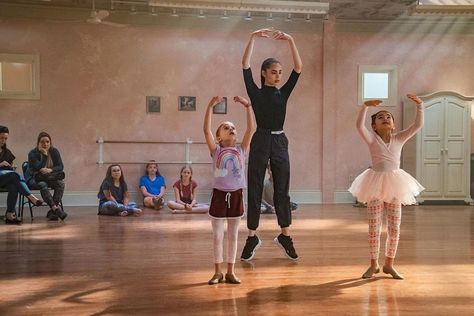 Celia Imrie, Lisa Niemi, The Sweetest Thing Movie, Sophia Carson, Joanna Lumley, Dance Contest, Dance Movies, Barbie Sisters, Sofia Carson