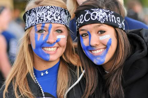 St. Anthony Huskies homecoming football game on Oct. 3 2008 against St. Croix Lutheran. Blue Out Football Game, Sport Day Outfit, School Spirit Face Paint, Homecoming Football Game, Football Face Paint, Spirit Day Ideas, Sports Day Outfit, Homecoming Football, Rally Idea