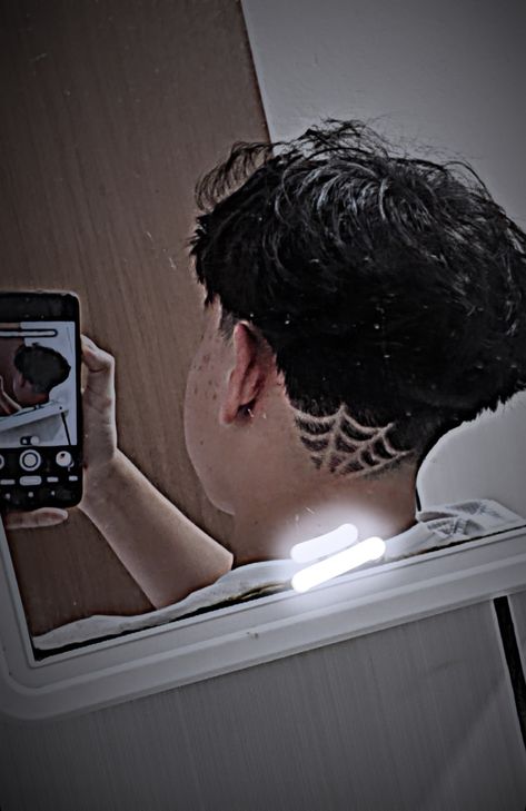 Spider Design Haircut, Taper Fade Spider Web, Duck Tail Haircut, Spiderman Haircut, Taper Fade Design, Hair Tattoo Men, Fluffy Edgar, Low Taper Haircut, Taper Fade Afro