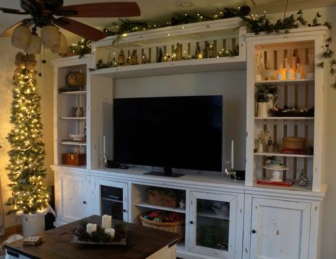 Decorating Entertainment Center For Christmas, Christmas Decor On Entertainment Center, Christmas Decor For Entertainment Center, Christmas Decor Ideas For Bookshelves, Christmas Decor Entertainment Center, Decorate Entertainment Center, Entertainment Center Christmas Decor, Christmas Entertainment Center Decor, Top Of Entertainment Center Decor