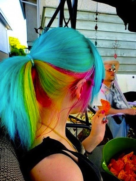 i would really love to have this hair but i don't think my line of life would accept it Multi Colored Hair, Neon Hair, Hair Color Crazy, Creative Hair, Multicolored Hair, Bright Hair, Funky Hairstyles, Colored Hair, Dye My Hair