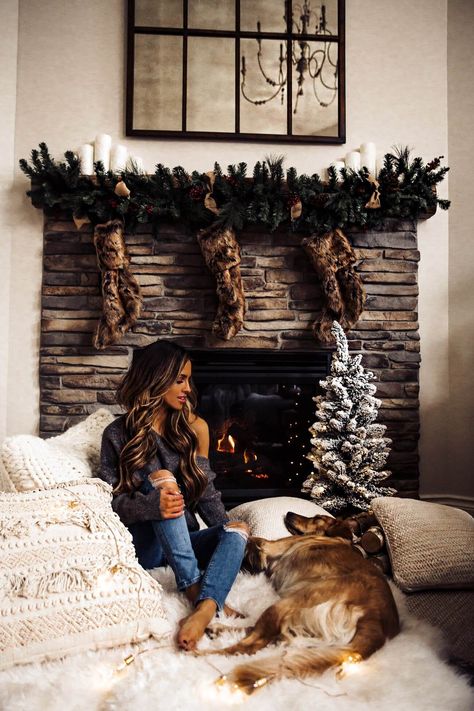 fashion blogger mia mia mine and golden retriever by her fireplace #winterpicturesoutfits #photowinter #photoideaswinter #winterphotos #winterchristmasphotos #christmaswinterphotos #winterengagmentpicture #winterphotoideas #winterpictureideas #wintercozyphotography #winterengagmentphotos #winterpic #beautifulphotos #naturephotoshoot #naturephotoshootideas #naturemodel #natureposes Christmas Couple Photos, Christmas Couple Pictures, Home Photo Shoots, Xmas Pictures, Xmas Photos, Family Christmas Pictures, Christmas Shoot, Family Holiday Photos, Christmas Family Photos