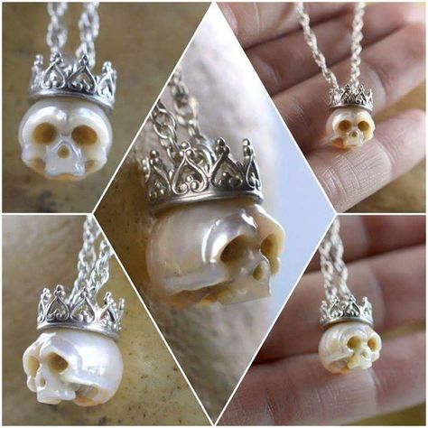 Skull Pearl, Pearl Skull, Carved Skull, Silver Crown, Skull Carving, Skull Jewelry, Skull Pendant, Gothic Jewelry, Necklace Chain