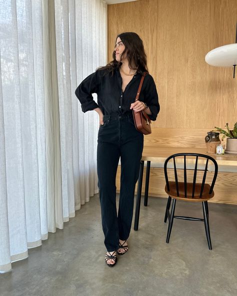 Black Button Down Outfit, Sheer Button Up Blouse Outfit, Button Up Shirt Outfit, Button Down Outfit, Jeans Heels, Black Button Up Shirt, Silky Shirt, Jeans With Heels, Plain Outfits