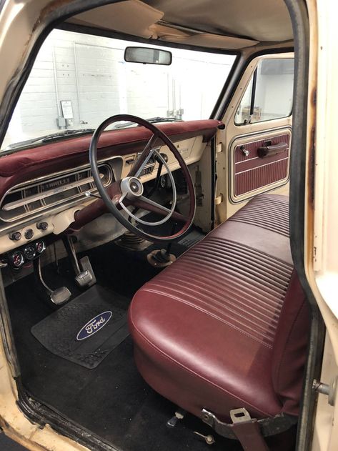 Old Truck Photography, Ford Interior, Work Trucks, Vintage Pickup Trucks, Old Ford Trucks, Classic Ford Trucks, Old Pickup, Old Pickup Trucks, Ford Van