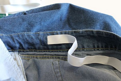 Waistband Too Big, Big Crafts, Upcycle Sweaters, Jeans Too Big, Elastic Waistband Jeans, Altering Jeans, Big Jeans, Sewing Jeans, Cycling Clothes