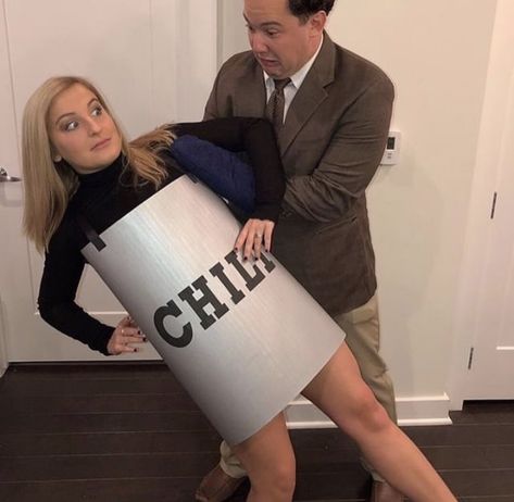 Kevin The Office Costume, The Office Costumes, Costumes You Can Make At Home, Halloween Group Costumes, Kevin The Office, Most Creative Halloween Costumes, Halloween Costumes 2022, Halloween Group, Friends Dress