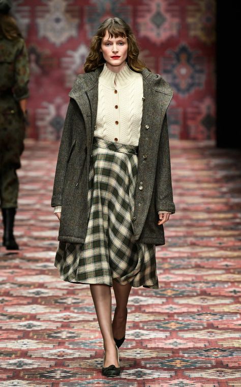 Parka Men, Gala Themes, Men At Work, Academia Outfits, Floral Bustier, Lena Hoschek, Berlin Fashion Week, Grey Herringbone, Berlin Fashion