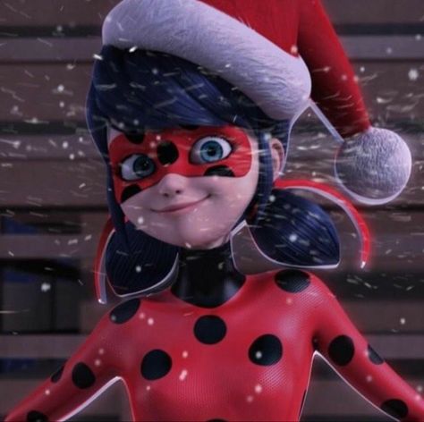 Miraculous Ladybug Christmas, Ladybug E Catnoir, Santa Claws, Animation Movies, Christmas Memes, Miraculous Wallpaper, Marinette Dupain Cheng, Miraculous Ladybug Movie, Cat Noir