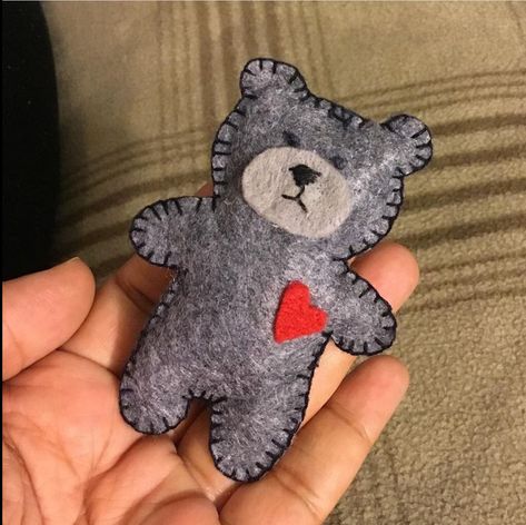 FELT. mini bear