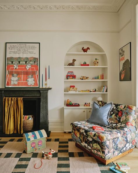 The playroom in my recently completed West London project 🧸🎈.. we added these arched alcoves either side of the fireplace with shelving & s… | Instagram Fireplace Book Storage, Built In Arched Bookshelves, Fireplace With Shelving, Shelves By Fireplace, Inset Shelves In Wall, Arch Bookshelf, Shelving Storage, Decor Fireplace, The Bun