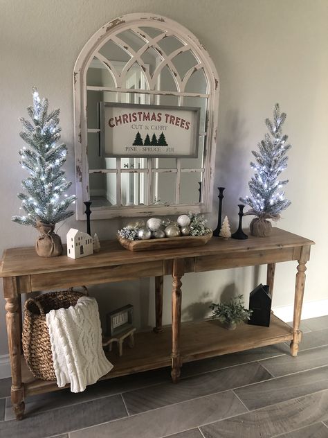 Christmas Hall Table Decorations, Christmas Sofa Table, Christmas Sofa Table Decor, Console Table Christmas, Christmas Console Table Decor, Entrance Console Table, Christmas Farmhouse Decor, Table Decor Farmhouse, Christmas Coffee Table Decor