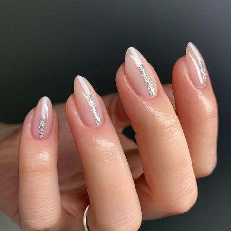 50+ Stunning Winter Nails To Try; sparkle nails! This includes winter nails 2021 trends, winter nails acrylic, winter nails 2021, winter nails gel, winter nails acrylic snowflakes, winter nails 2021 trends gel, winter nails short, winter nails simple, winter nails 2021 trends short, winter nails 2021 trends acrylic & more! This also includes winter nail designs, winter nail art, winter nail colors, winter nails gel, simple winter nails ideas! #winternails #winternaildesigns #winternails2021