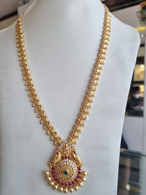 Latest Long Chains In Gold, Long Chains Indian Gold Traditional, Gold Long Necklace With Grams, Simple Necklace Designs Gold Indian, 15grams Gold Necklace Designs, Haram Designs Gold Latest Long, Haram Designs Gold Latest, Sankranthi Wishes, Gold Jewelry Prom