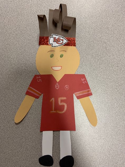 Chiefs Football Crafts For Kids, Chiefs Bulletin Board, Chiefs Crafts For Kids, Kansas City Chiefs Craft, Chiefs Crafts, Kc Cheifs, Elementary School Craft, Turkey Disguise, Chiefs Super Bowl