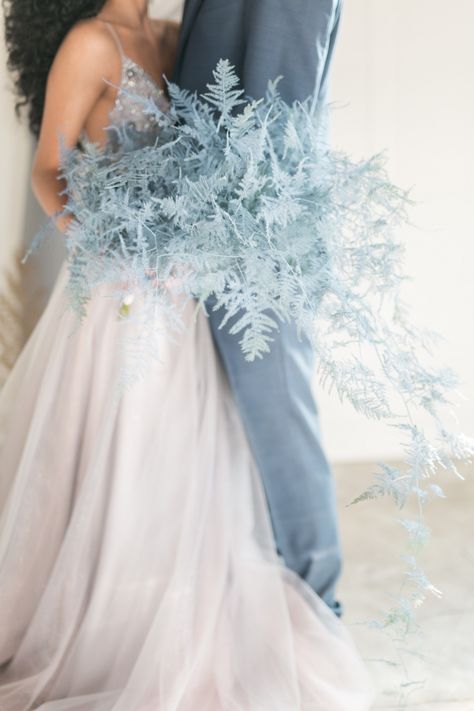 Simple Bridal Bouquet, Minimalist Elopement, Light Blue Wedding Dress, Unique Wedding Bouquet, Blue Winter Wedding, Galaxy Wedding, Bridal Bouquet Blue, Blue Bride, Simple Bride