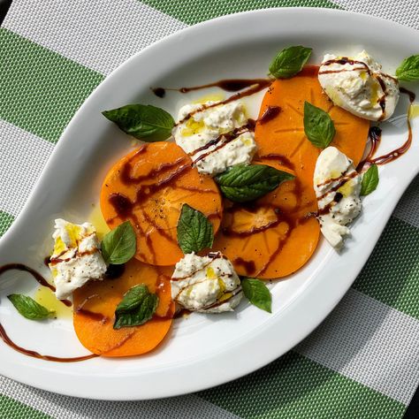 Fuyu Persimmon and Burrata Caprese Salad Burrata Caprese Salad, Fuyu Persimmon, Burrata Caprese, Salad Photo, Burrata Recipe, Persimmon Recipes, Cornbread Salad, Winter Salad Recipes, Burrata Salad