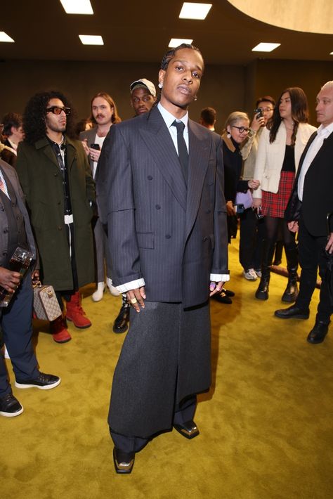 Barber Style Fashion, Mens Oversized Suit, Asap Rocky Suit, Oversized Suits Men, Asap Rocky Fashion, Oversized Suit, Formal Fits, Pinstripe Jacket, Dark Blue Suit