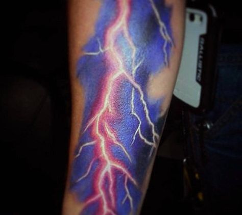 Purple And Red Lightning Bolts Tattoos For Men Tattoo Bras Homme, Lightning Bolt Tattoo, Purple Tattoos, Lightning Tattoo, Bolt Tattoo, Tattoo Background, Red Lightning, Neck Tattoo For Guys, Spine Tattoos For Women