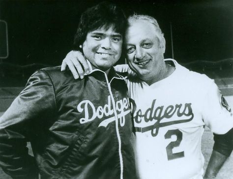 Fernando Valenzuela and Tommy Lasorda Dodgers Nation, Dodgers Girl, I Love La, Dodger Blue, Rat Pack, Jackie Robinson, Dodgers Baseball, Sports Hero, Dean Martin