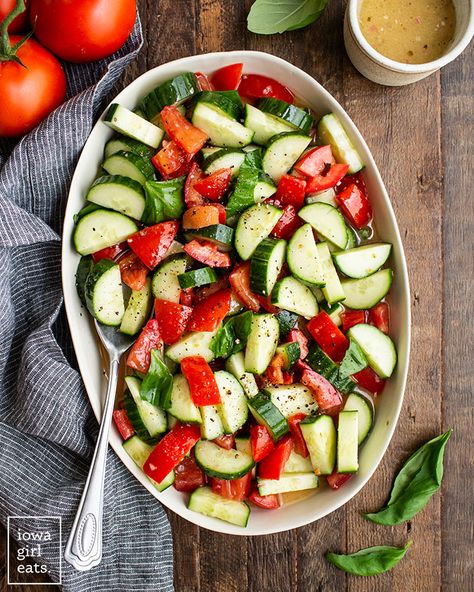 Cucumber Tomato Salad — Fresh, Easy, Healthy Entree Salads, Italian Vinaigrette, Side Salad Recipes, Tomato Salad Recipes, Resep Salad, Gluten Free Sides Dishes, Best Pasta Salad, Dish Ideas, Cucumber Tomato Salad