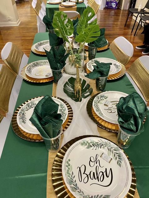 Safari Baby Shower Table Setting, Jungle Theme Table Decor, Lion Baby Shower Ideas, Boho Safari Baby Shower Ideas, Safari Themed Food, Safari Theme Baby Shower Ideas, Safari Baby Shower Theme, Safari Baby Shower Ideas, Jungle Theme Baby Shower Ideas