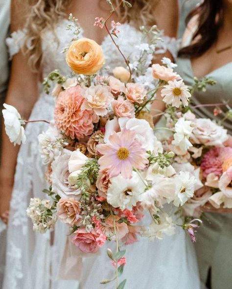 Dahlias Wedding, Sacramento Wedding, Bridal Bouquet Flowers, Napa Wedding, Tahoe Wedding, Wildflower Bouquet, Peach Wedding, Wildflower Wedding, Wedding Mood