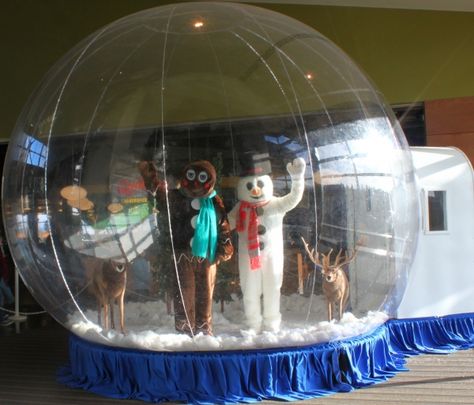 Snowglobe photo booth Giant Snow Globe, Snow Globes For Sale, Giant Human, Bubble Tent, Water Globes, Inflatable Decorations, Christmas Inflatables, Christmas Yard, Christmas Backdrops