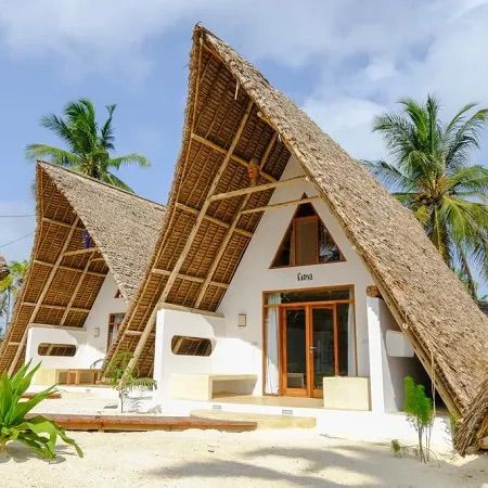 Bali Beach House, Beach Resort Design, Zanzibar Beach, Resort Design Plan, Bali Architecture, Hut House, Tropical House Design, Bamboo House Design, Bali House