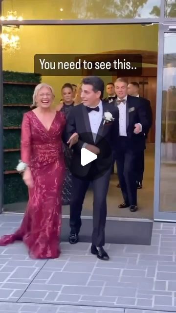 Bride Entrance Songs, Dance Video Song, Zumba Dance Workouts, Entrance Songs, Country Line Dancing, Funny Bride, Funky Wedding, Wedding Dance Songs, Instagram Mom