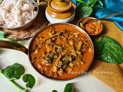 Malabar Spinach and Black eyed peas Curry | Mangalorean style Malabar Spinach Curry Indian Beans, Lentils And Beans, Jackfruit Seeds, Asian Greens, Greens Recipes, Bean Curry, Malabar Spinach, Black Eyed Beans, Dal Recipes