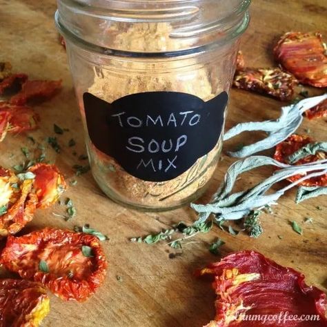 How to Make Tomato Soup Mix - Salt in my Coffee Making Dehydrated Soup Mixes, Dried Soup Mix Recipes, Dry Soup Mix Recipes, Dehydrating Vegetables, Homemade Soup Mix, Jar Food Gifts, Dry Soup Mix, Cook From Scratch, Homemade Dry Mixes