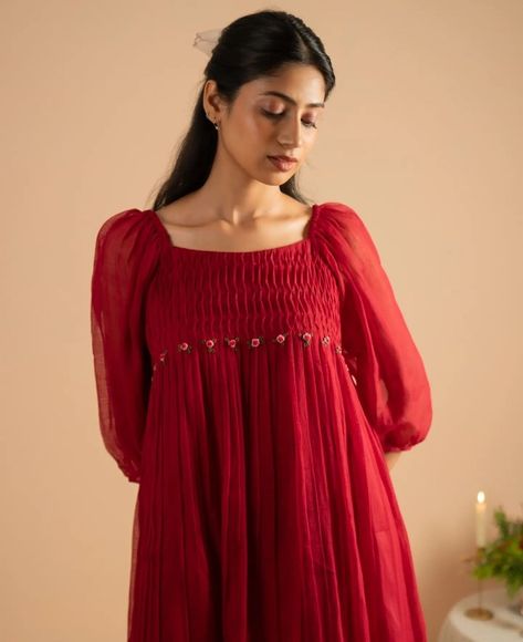 Cotton Frock Stitching Ideas For Women, Indian Casual Wear Women, Red Frock For Women, Trendy Churidar Designs, Simple Function Dress, Trendy Frock Designs, Red Frock Design, Churidar Ideas, Red Churidar