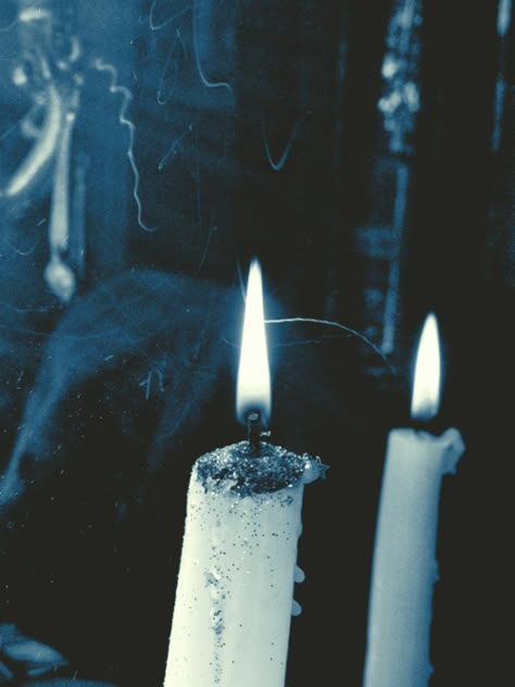 Ravenclaw Aesthetic, Mazzy Star, Hogwarts Aesthetic, Illustration Portfolio, Thomas Shelby, Harry Potter Aesthetic, Corpse Bride, Taper Candles, Character Aesthetic