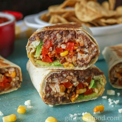 Ground Beef Burrito Recipe, Beans For Burritos, Bean Burrito Recipe, Vegetarian Quesadillas Recipes, Beef Burrito Recipe, Corn Chili, Rice Avocado, Vegetarian Burrito, Beef Burrito