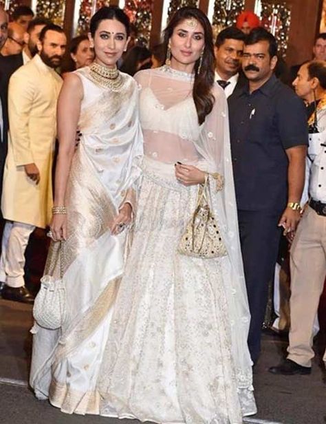 11 Photos Of Kareena Karishma Kapoor Traditional Outfits, Kareena Kapoor Wedding Outfits, Kareena And Karishma Kapoor, Karishma Kapoor In Saree, Karishma Kapoor Lehenga, Kareena Kapoor Indian Wear, Karishma Kapoor Suits, Indian Celebrity Outfits, Karishma Kapoor Saree