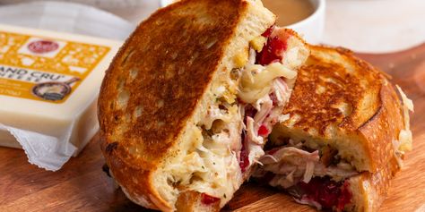 Thanksgiving Leftover Grilled Cheese - Roth Cheese Thanksgiving Leftover Grilled Cheese, Turkey Grilled Cheese, Turkey Grilled, Leftover Gravy, Ultimate Grilled Cheese, Thanksgiving Leftover, Instagram Recipes, Turkey Stuffing, Havarti