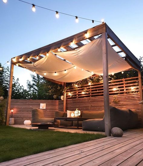 Garden Sail, Sail Shade, Shade Ideas, Outdoor Decor Backyard, Shade Sail, Backyard Fun, Backyard Design, Outdoor Design, Outdoor Lounge