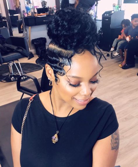 Pixie Ponytail, Curly Bun, Cut Life, Black Ponytail Hairstyles, Hair Crush, Relaxed Hair, Something Different, You Rock, Big Hair