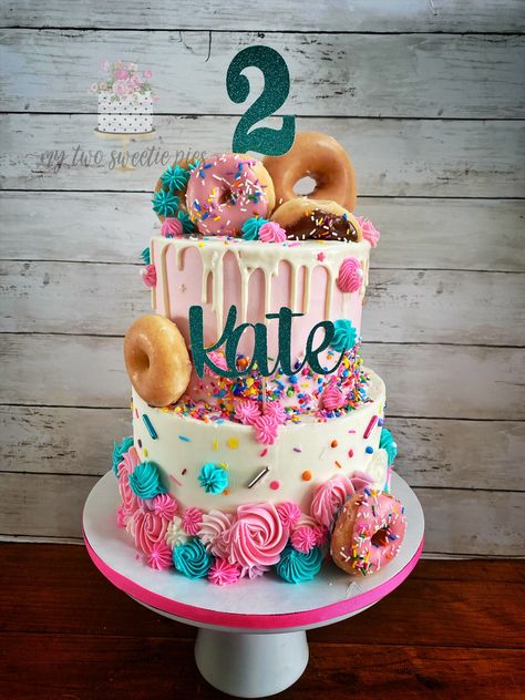 Sprinkle Drip Cake, Donut Birthday Cake, Donut Theme Party, Sweet Birthday Cake, Donut Themed Birthday Party, Cake Donut, 10 Birthday Cake, Birthday Donuts, Donut Birthday Parties