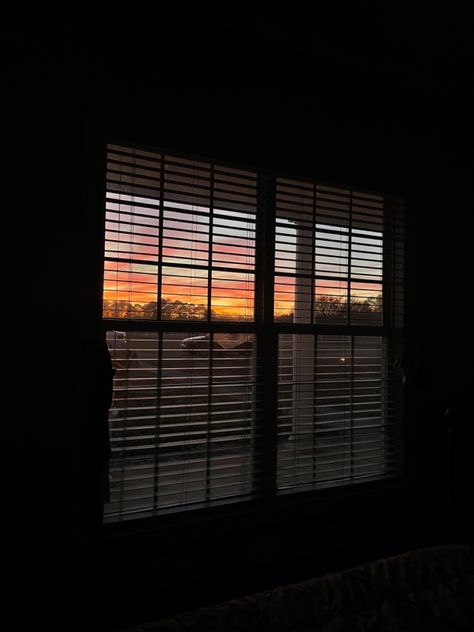 Thursday Aesthetic, Motel Aesthetic, Window Photography, Friday Afternoon, Aesthetic Tiktok, Sunset Aesthetic, Monday Tuesday Wednesday, Trendy Wallpaper, Wooden Blinds