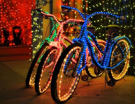 The Osborne Family Spectacle of Dancing Lights - Even The Bikes Are Lit by Express Monorail, via Flickr Bike Parade, Christmas Light Installation, Disney World Christmas, Tape Lights, Foto Tips, Bicycle Lights, Hollywood Studios Disney, Christmas Photography, Event Lighting