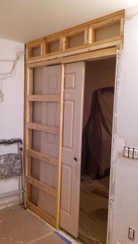 Dold Dörr, Pocket Door Installation, Koti Diy, Home Office Inspiration, Bathroom Remodel Tile, Pallet Furniture Bedroom, Diy Storage Cabinets, Pocket Door, Bathroom Remodel Designs